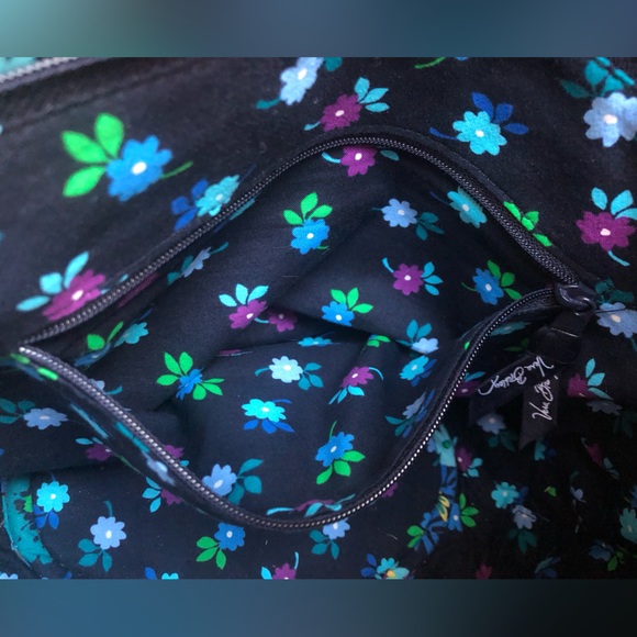 Vera Bradley Tote - Picture 4 of 15